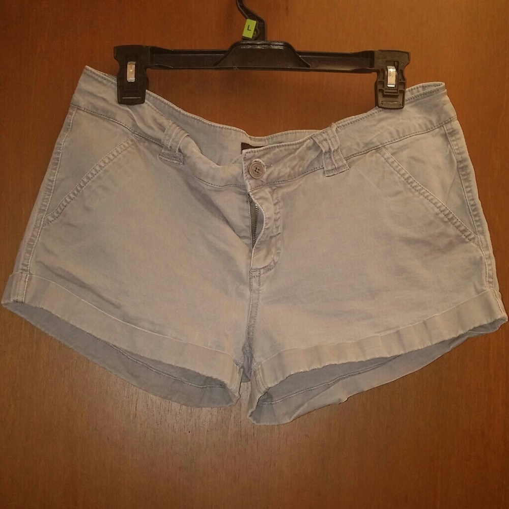 Comfy, soft gray shorts!